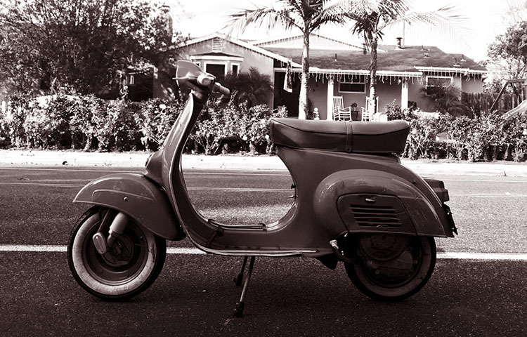 Cuándo llegó la primera Vespa a España