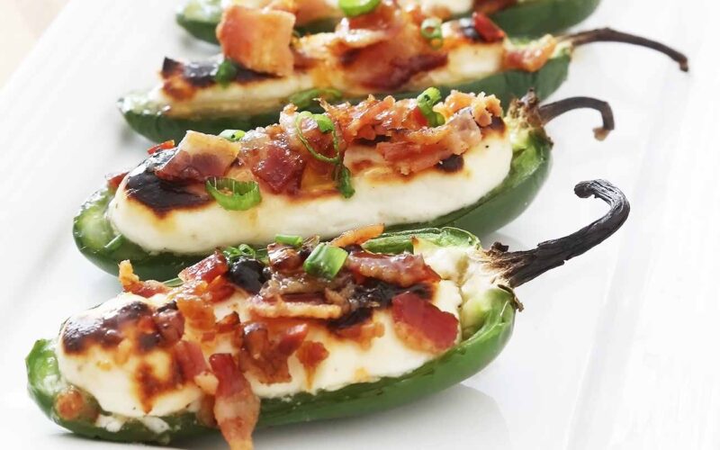 Receta: Jalapeños con queso de cabra y tocino