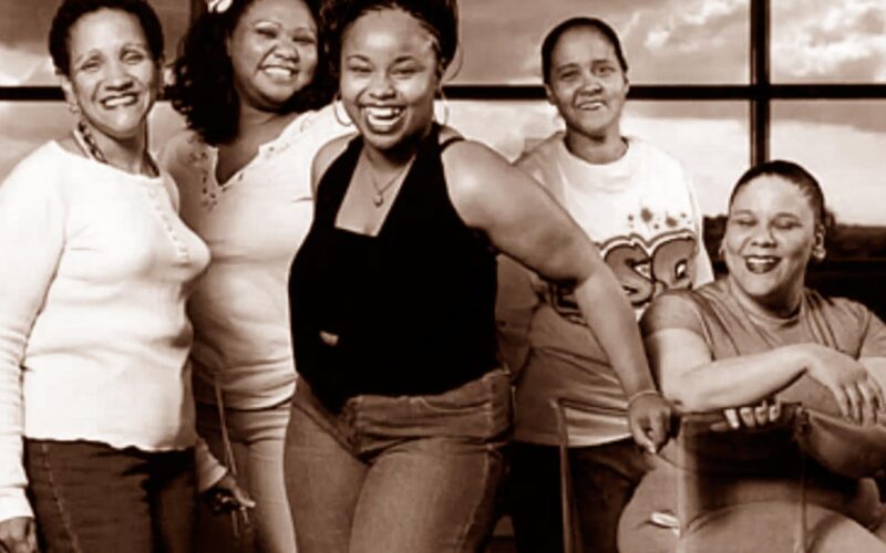 Qué estilo musical tocan ESG