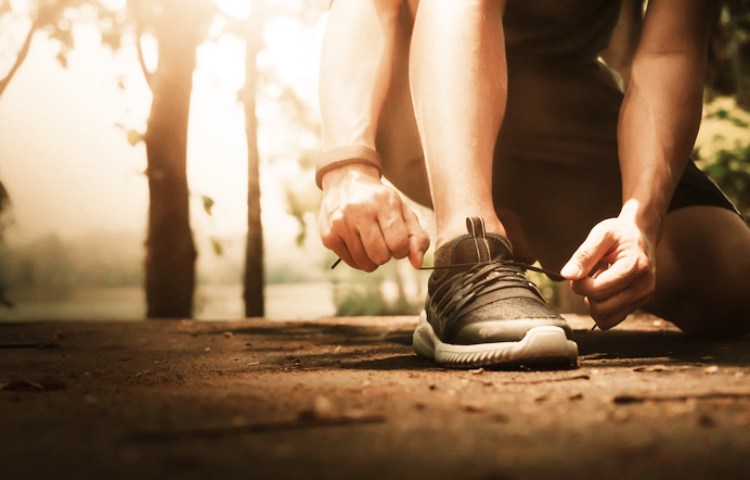Cuál es la diferencia de correr y de la marcha