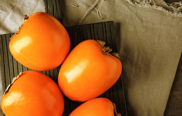 Dónde se da el caqui