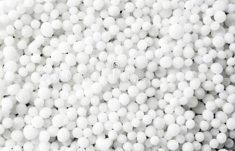 Ejemplos de minerales nitratos