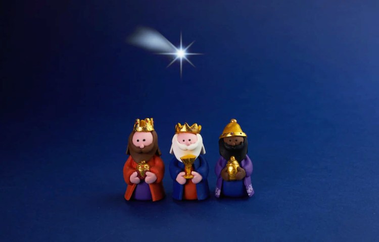 Qué se le da de comer a los Reyes Magos